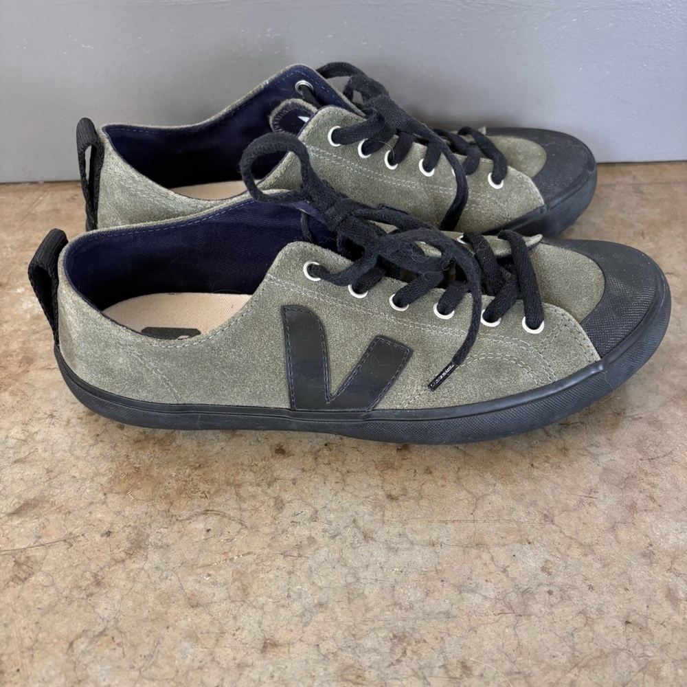 Veja Nova Suede Sneakers in Olive & Black Size 41/10 - Picture 7 of 8